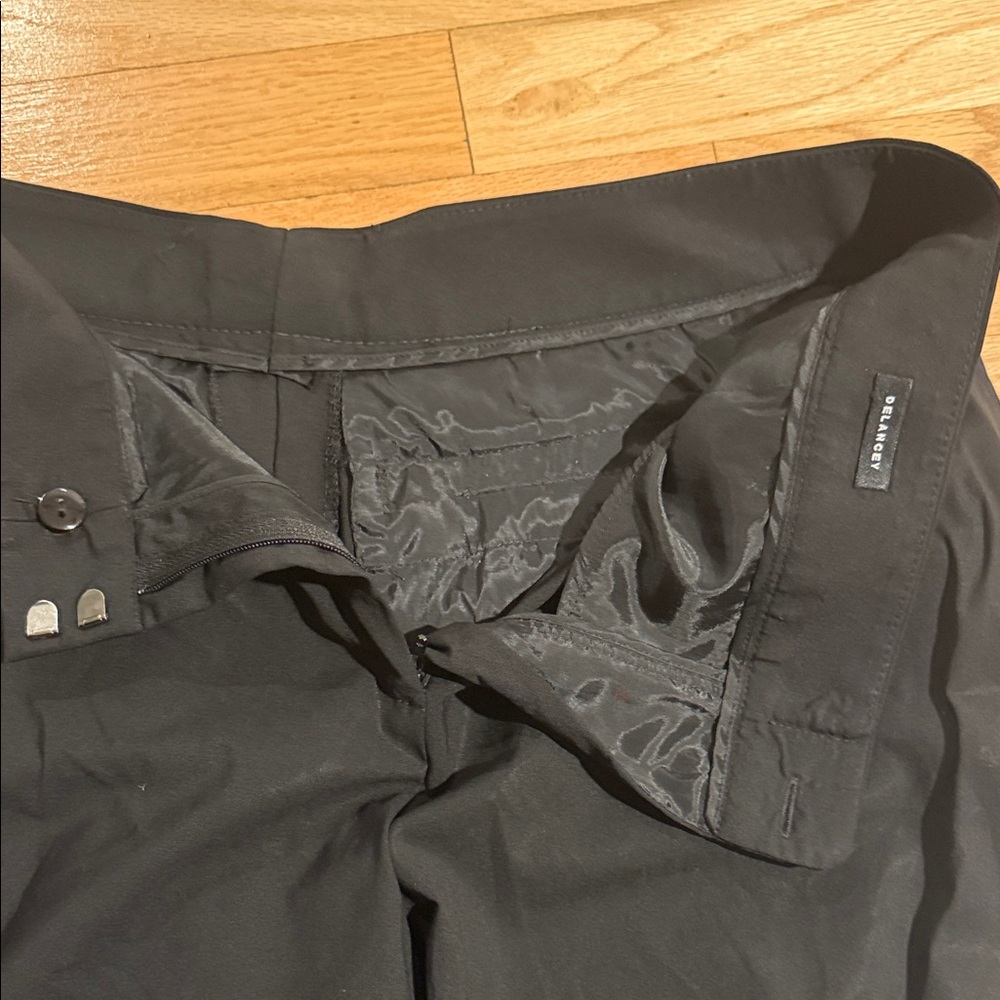 Delancy Classic Black Wide-Leg Women's Pants - Picture 3 of 4